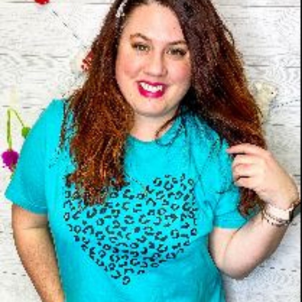 Teal Cheetah Heart graphic tee